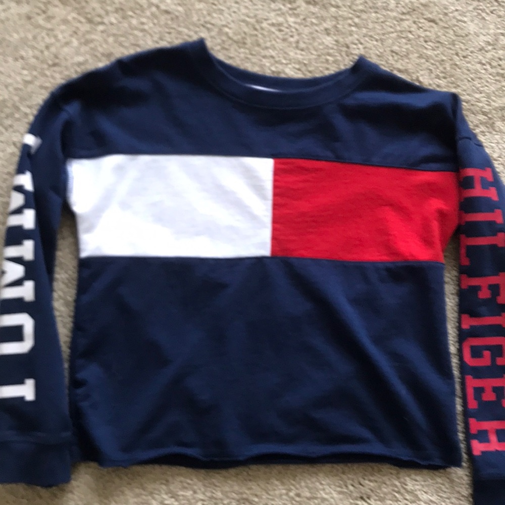 tommy hilfiger shirt with white,red and blue